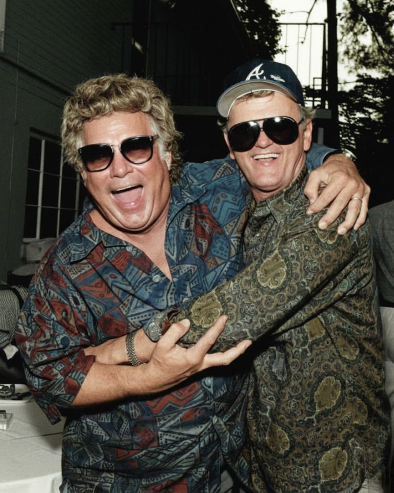 “AT 70 YEARS OLD, JERRY REED WALKED ON STAGE ONE LAST TIME… AND NEVER ...